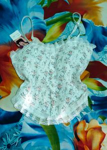 Cottage Core Top 🫶🏻❤️