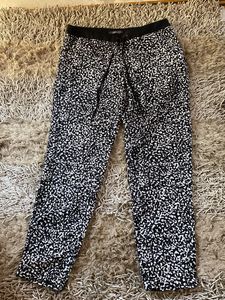 Esprit Trouser With A Black Top ( Pre- Loved )