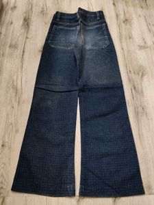 Ma1743 Sabrin bootcut jeans waist 26 inches