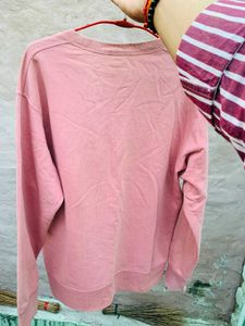 Orignal Disney Uniqlo brand Graphic Sweatshirt