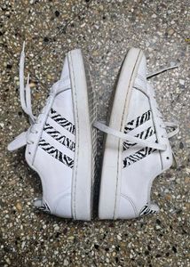 Adidas Superstar Zebra