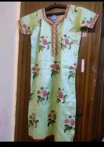 Combo Of One Kurti And Four Suit