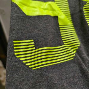 Hot Tank Top- Sporty Look