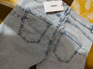 Nuon Women Ripped Jeans