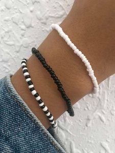 Paired Bracelet 🖤🤍