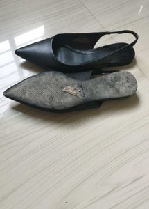 H&amp;M Black Slingback Flats