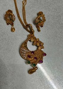 Feminine Colourful Jewellery Set