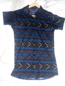 Patterned Short Sleeve Shirt