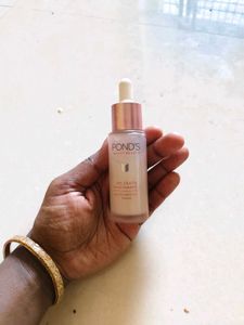 combo Of 2 , Foxtale Sunscreen And Ponds Serum