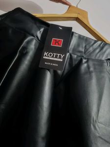 Buy Women Black 🖤 Leather Skirt