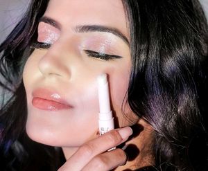 2 Swiss Beauty Glow Stick