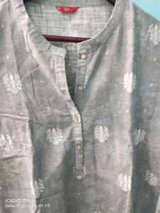 Beautiful Kurti From Brand W