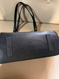 STUDIO 9 Classic black tote bag