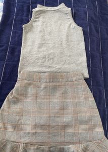Im Selling Combo Fitted Top And Printed Skirt