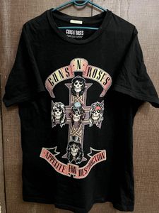 Guns N' Roses Graphic Tee