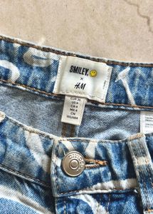 H&amp;M X Smiley Denim Jorts