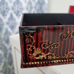 Beautiful Jewellery Box With Mirror