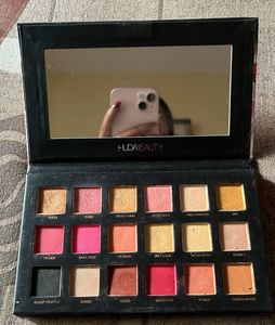 Eyeshadow Palette