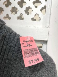 🏷️New With Tag Gray Turtleneck Sweater C