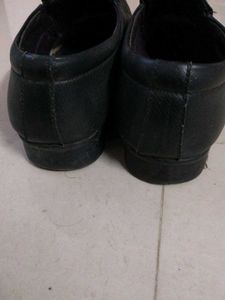 Bookal Black Formal Shoes