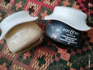 2 Dot & Key facemask