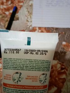 Himalaya Tumeric Face Scrub