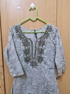 Elegant Embroidered Kurta