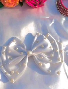 Pink Pearl Hair Bow