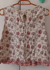 Sleeveless Crop Top Zudio