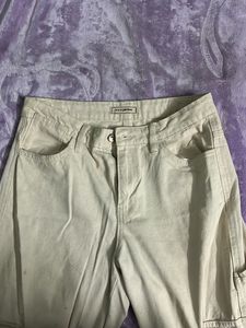 White Cargos