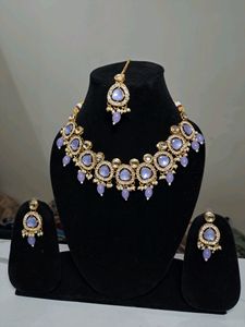 Beautiful Necklace Set With Earrings And Mang Tika