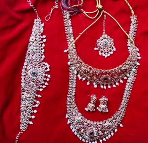 Bridal Traditional Gold Jewellery Set