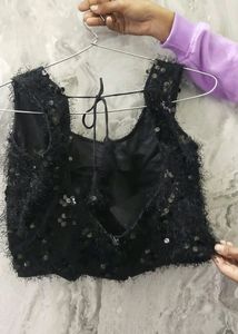 Stunning Wedding Lehange and Padded Blouse🖤