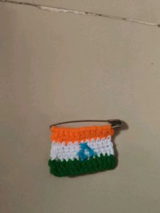 Tricolour Crochet Pin
