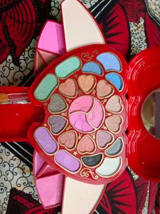 New Eyeshadow Palette
