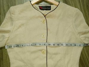 Korean Top