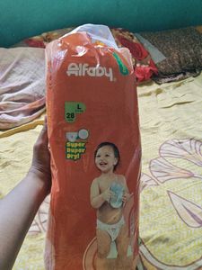 AlfaBaby Size L Diapers - 28 Count