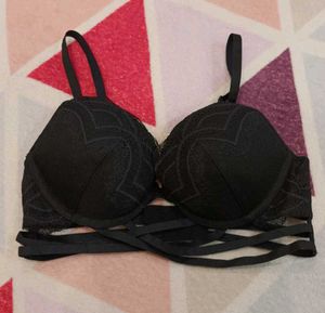 H&amp;M Padded Bra 32B