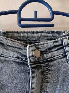 Cargo Jeans