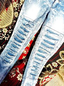 Letest Scratches Denim Jean&#39;s 🩵