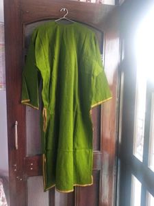 Tilla Embroidered Kashmiri Phiran