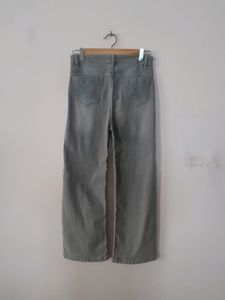Light Grey Jeans (Women&#39;s)