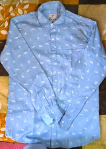 Light Blue Patterned Button-Down Shirt