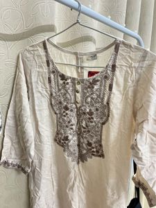 Elegant Embroidered Kurti Perfect for Everyday