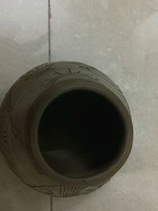 Hand Made Clay Pot Perfect For Ur Table .