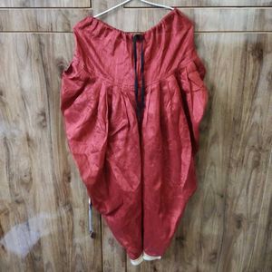 A Punjabi Style Full Kurta Set