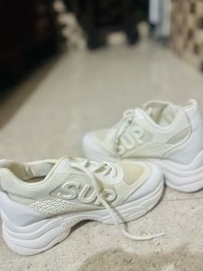 White &#39;SUP&#39; Sneakers