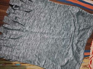 Gray Graphic Crop Top