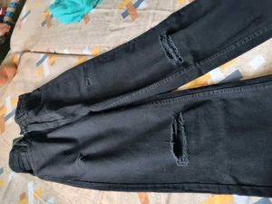 Ripped Wide Jeans