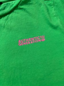 Green &#39;Running&#39; Graphic Tee